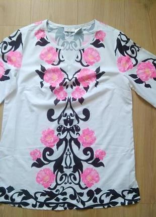 Красива жіноча блуза з квітами  paola 40/42р4 фото