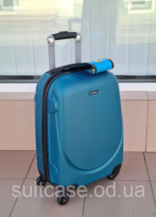 Акция !чемодан ,валіза ,отличное качество,надёжный ,колеса 3603 фото