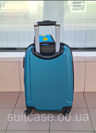 Акция !чемодан ,валіза ,отличное качество,надёжный ,колеса 3604 фото