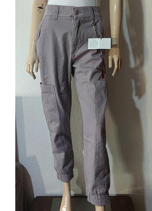 Коттоновые джоггеры, багги с цепочкой pull &amp; bear