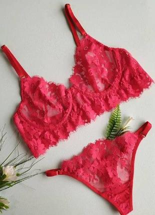 Комплект с лифом на косточках с одними трусиками💎