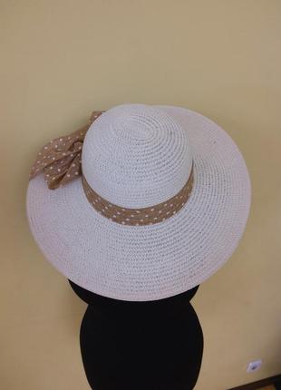 Шляпа из итальянской соломки с бантом объем головы около 56 см