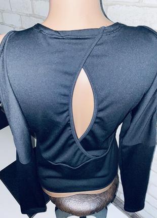 Жіноча чорна стильна кофточка блуза з вирізами на плечах і на спині італія 🇮🇹8 фото