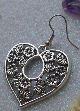 Сережки серце з квітами - колір срібло1 фото