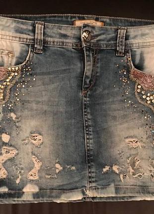Джинсовая юбка с камушками