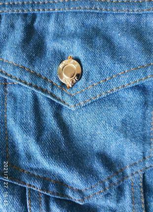 Стильный костюм,джинсовка + юбка,хит сезона, размер м.3 фото