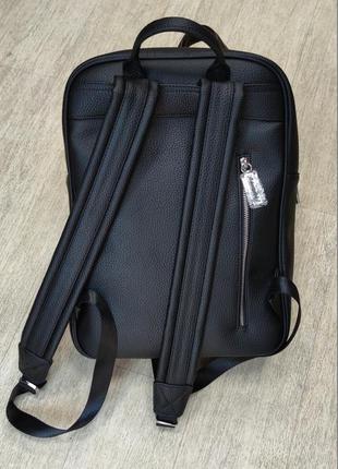 Рюкзак брендовий унісекс в кольорах чорний4 фото