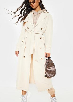 Довгі тренчі пальто
