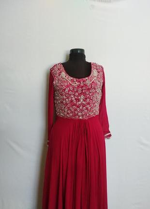 Красное платье в пол с бисером2 фото