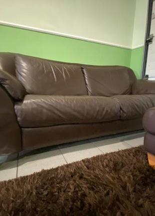 Теракотовий шкіряний диван із пуфом «сем»3 фото