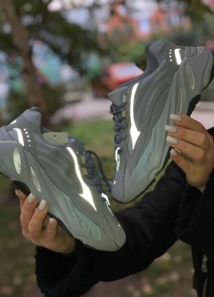 Yeezy boost 700 v2 blue reflective adidas кроссовки адидас женские изи буст изики2 фото