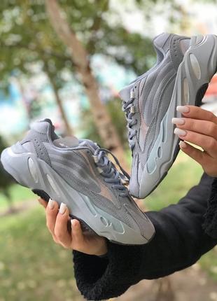 Yeezy boost 700 v2 blue reflective adidas кроссовки адидас женские изи буст изики4 фото