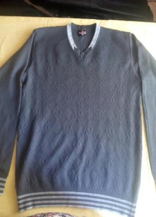 Светр чоловічий