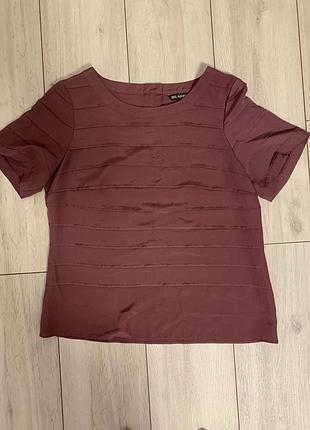 Нарядная/бордовая/футболка/летняя/красивая