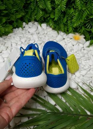 Crocs kids' literide pacer кросівки дитячі синьо-жовті4 фото