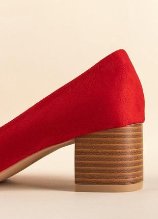 Червоні жіночі туфлі3 фото