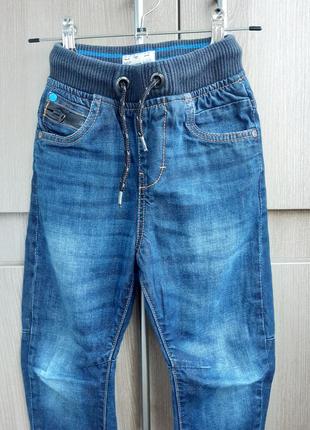 Модные джинсы на резинке , на 5-6 лет5 фото