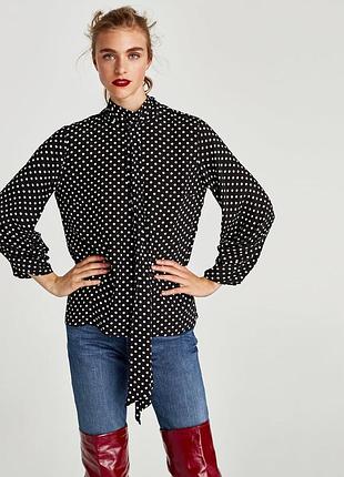 Красивая вискозная блузка в горошек от zara