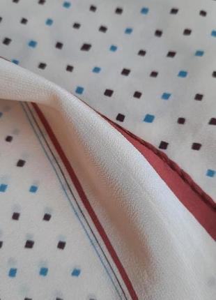 Очень красивый и нежный платок из саржевого шёлка6 фото