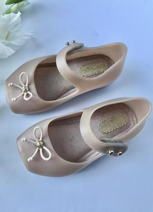 Босоніжки mini melissa сандалі туфлі2 фото