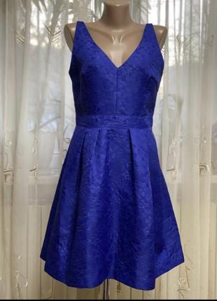 Жаккардовое платье с пышной юбкой9 фото