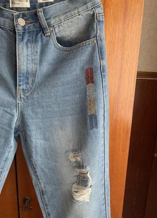 Красивенные джинсы мом2 фото