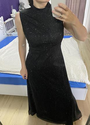 Довге Вечірнє плаття