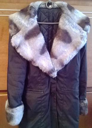 Пальто с воротником из исскуственного меха цену снизила размер s распродажа1 фото