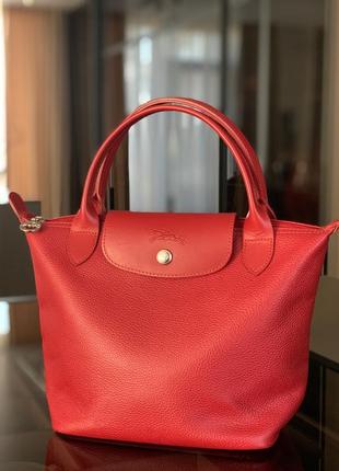 Красная сумка longchamp