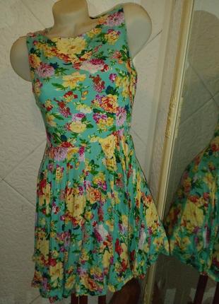 Короткое платье бирюзовое цветы вискоза