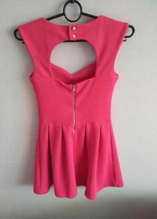 Платье с красивым декольте 2