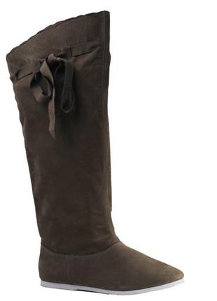 Чобітки alex bell ,натуральний нубук,розмір 37