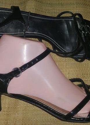 41р-26.5 босоніжки pessaro