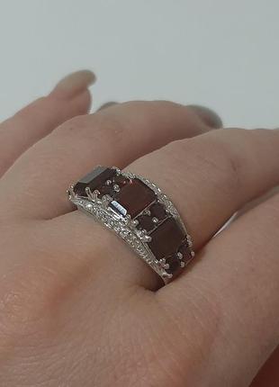 Серебряное кольцо с гранатом2 фото