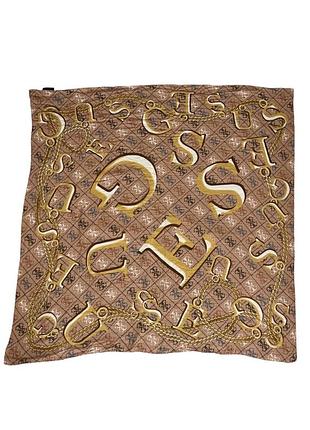 Платок guess с лого