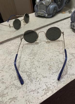 Дитячі сонцезахисні окуляри2 фото
