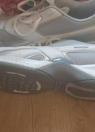 Продам кроссовки reebok 3
