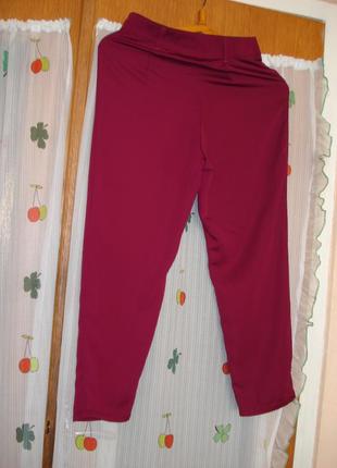 Супер спортивні штани,тонкі,вишневого кольору"boohoo"р. 104 фото