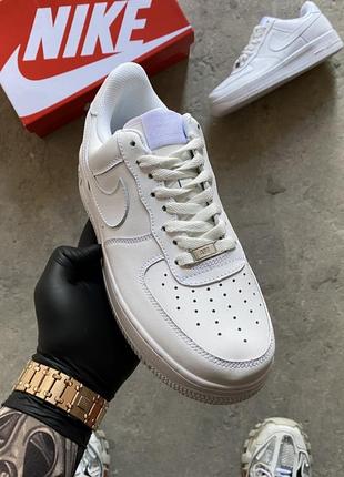 Кроссовки nike air force white classic женские аир форс кеды обувь6 фото