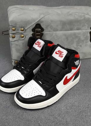 Nike air jordan 1 высокие белые с чёрным и красным8 фото