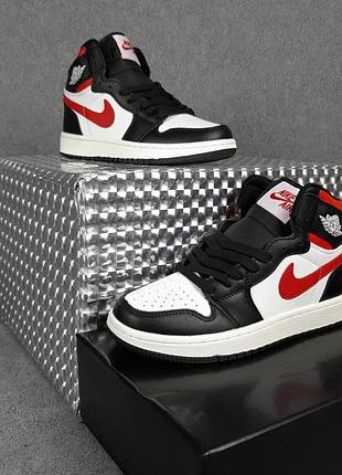 Nike air jordan 1 высокие белые с чёрным и красным