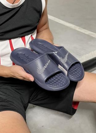 Шльопанці nike victori one shower slide1 фото