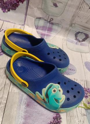 Crocs c13 оригинальные шлепки кроксы dory в поисках немо