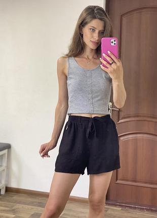 Круті чорні шорти з натуральної тканини new look