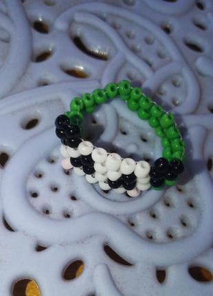 Кольцо из бисера "панда"