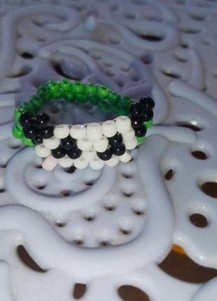 Кольцо из бисера "панда"