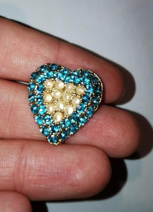 Винтажная брошь сердце сердечко со стразами кристаллы камни бусины жемчужины винтаж4 фото