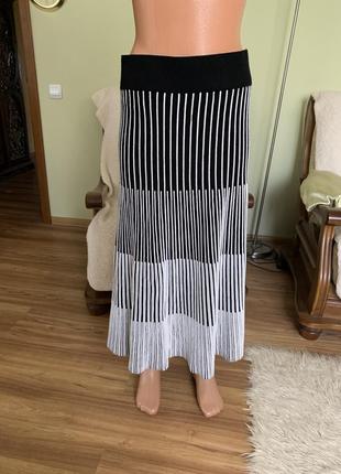 Теплая трикотажная юбка