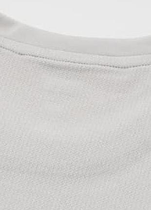 Функциональная дышащая футболка uniqlo для повседневной носки и для занятий спортом7 фото