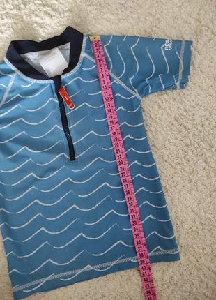 Купальна сонцезахисна футболка фірми regatta, розмір 18/24 місяці мальчику хлопчику4 фото